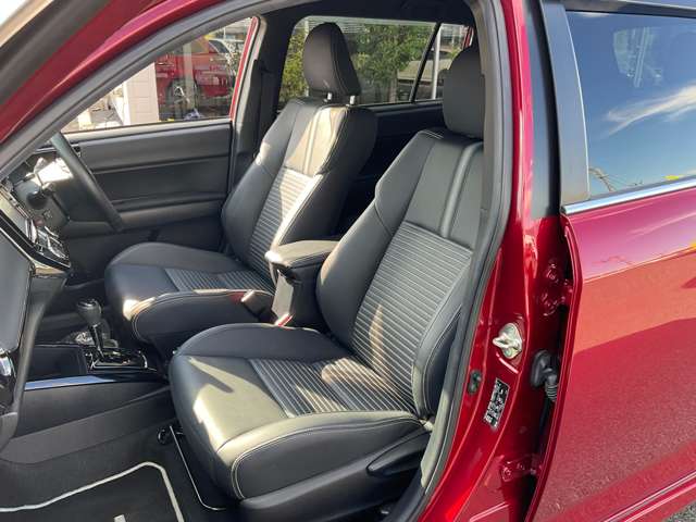 トヨタ カローラフィールダー　ハイブリッド １．５ ハイブリッド Ｇ Ｗ×Ｂ H30年 (東北) 99