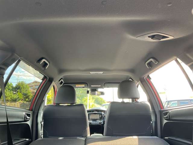 トヨタ カローラフィールダー　ハイブリッド １．５ ハイブリッド Ｇ Ｗ×Ｂ H30年 (東北) 99