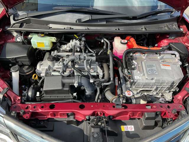 トヨタ カローラフィールダー　ハイブリッド １．５ ハイブリッド Ｇ Ｗ×Ｂ H30年 (東北) 99