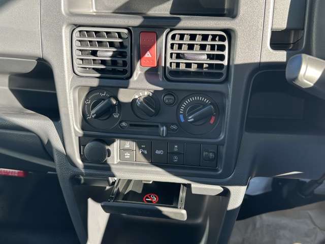 スズキ キャリイトラック ６６０ ＫＣエアコン・パワステ ３方開 ４ＷＤ R7年 (東海) 99