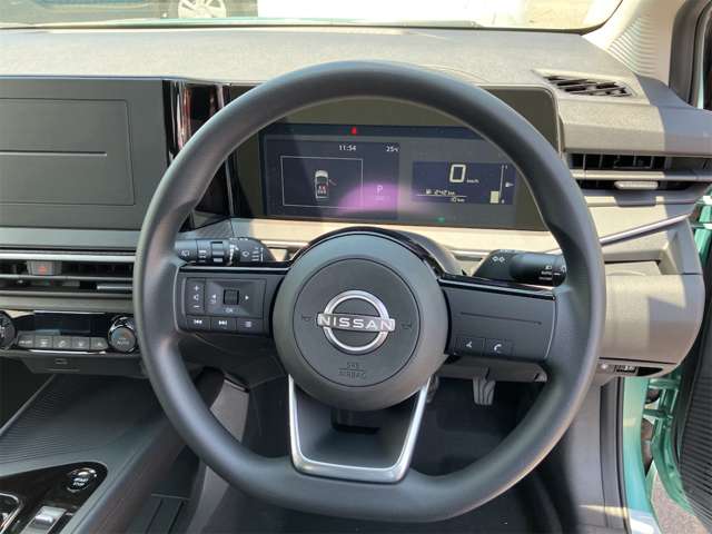 日産 ノート １．２ Ｘ R5年 (東海) 99