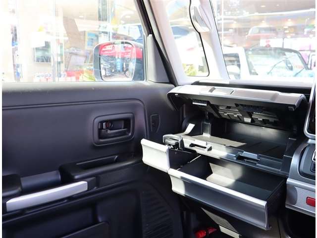 スズキ スペーシア ６６０ ギア ハイブリッド ＸＺ R2年 (関東) 99