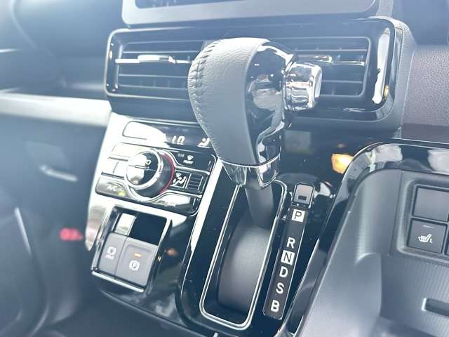 ダイハツ タント ６６０ カスタム ＲＳ R7年 (東海) 99