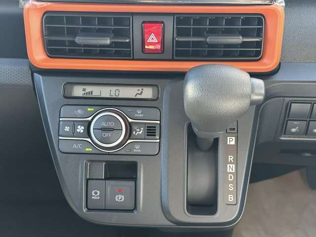 ダイハツ タント ６６０ ファンクロス R6年 (東海) 99