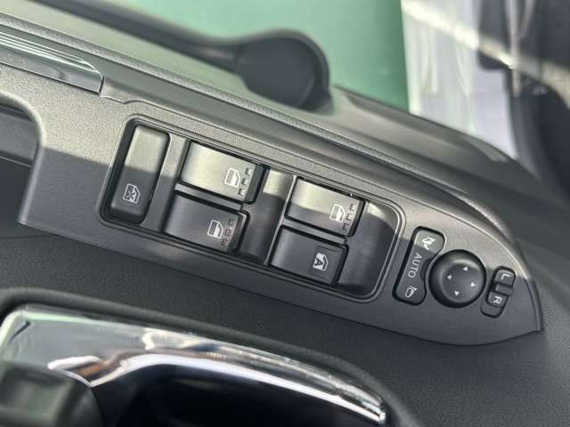 ダイハツ タント ６６０ カスタム ＲＳ R6年 (東海) 99