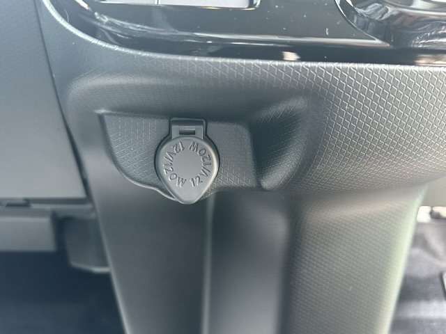 ダイハツ タント ６６０ カスタム ＲＳ R6年 (東海) 99