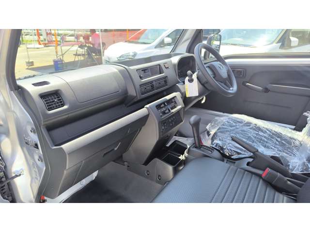 ダイハツ ハイゼットトラック ６６０ スタンダード ３方開 ４ＷＤ R6年 (甲信越・北陸) 99