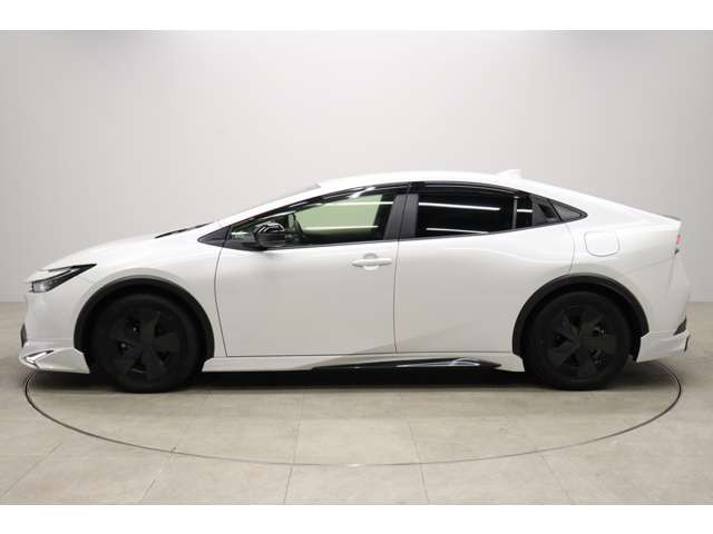 トヨタ プリウス １．８ Ｕ R5年 (東海) 99