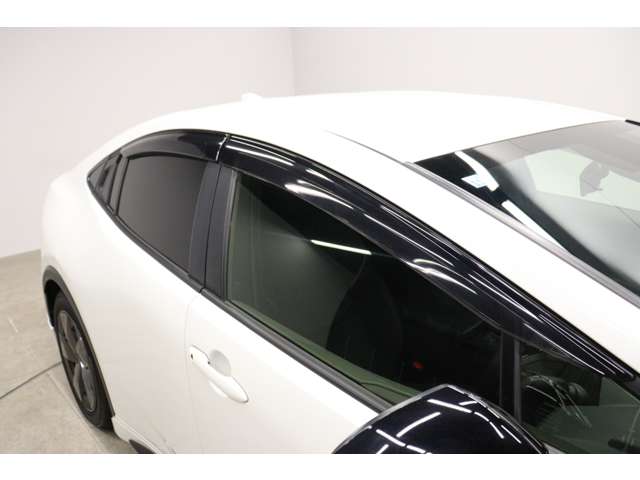 トヨタ プリウス １．８ Ｕ R5年 (東海) 99