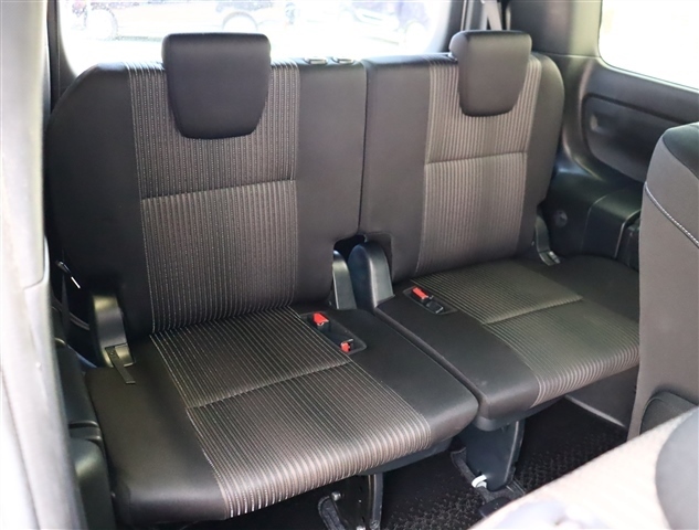 トヨタ ヴォクシー １．８ ハイブリッド ＺＳ 煌 H30年 (関東) 99