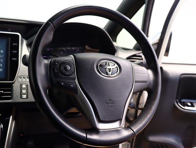 トヨタ ヴォクシー １．８ ハイブリッド ＺＳ 煌 H30年 (関東) 99