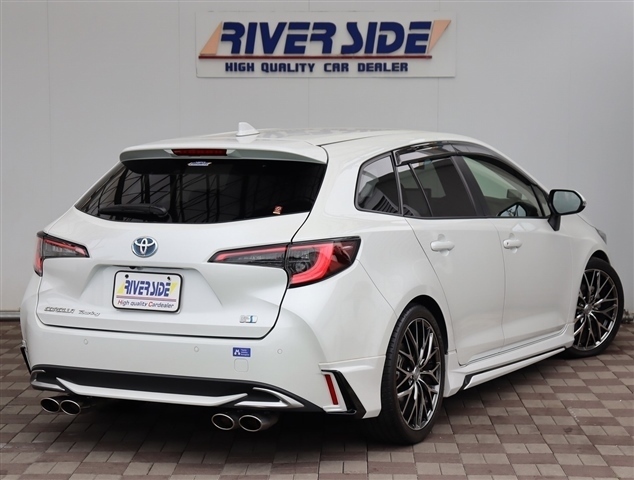 トヨタ カローラ　ツーリング　ハイブリッド １．８ ハイブリッド ＷＸＢ R5年 (関東) 99