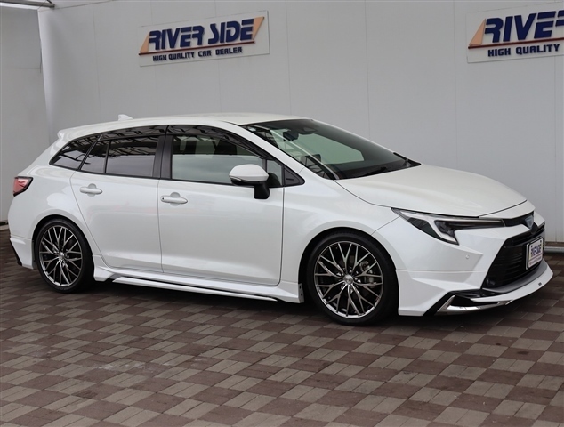 トヨタ カローラ　ツーリング　ハイブリッド １．８ ハイブリッド ＷＸＢ R5年 (関東) 99