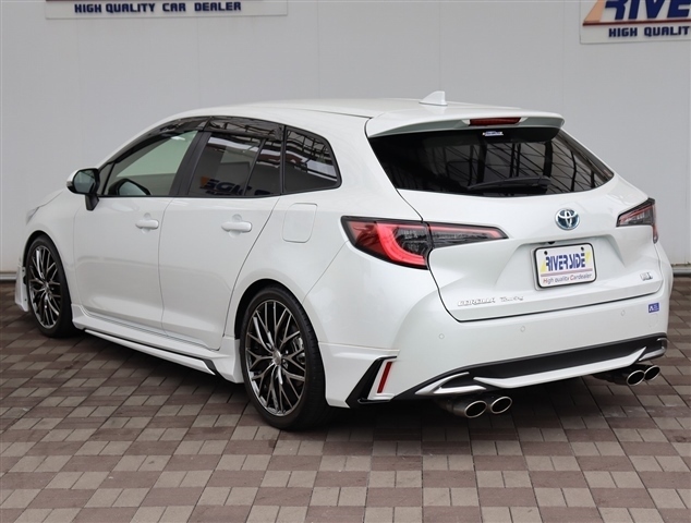 トヨタ カローラ　ツーリング　ハイブリッド １．８ ハイブリッド ＷＸＢ R5年 (関東) 99