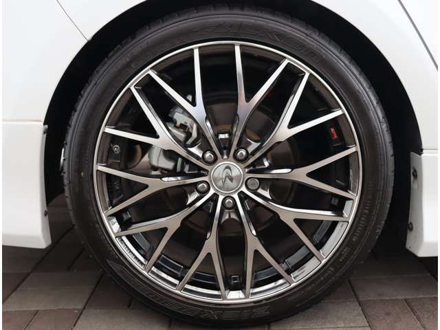 トヨタ カローラ　ツーリング　ハイブリッド １．８ ハイブリッド ＷＸＢ R5年 (関東) 99