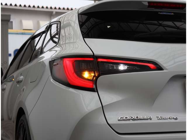 トヨタ カローラ　ツーリング　ハイブリッド １．８ ハイブリッド ＷＸＢ R5年 (関東) 99