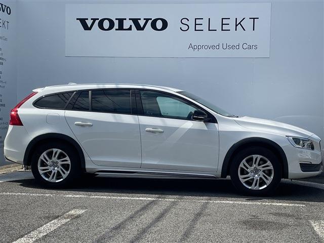 ボルボ Ｖ６０クロスカントリー Ｄ４ ＳＥ ディーゼルターボ H28年 (東北) 99