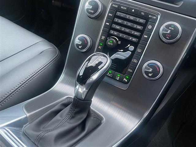 ボルボ Ｖ６０クロスカントリー Ｄ４ ＳＥ ディーゼルターボ H28年 (東北) 99