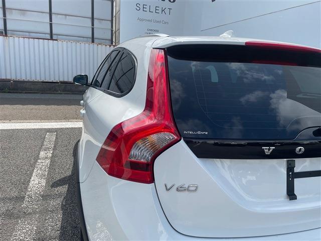 ボルボ Ｖ６０クロスカントリー Ｄ４ ＳＥ ディーゼルターボ H28年 (東北) 99