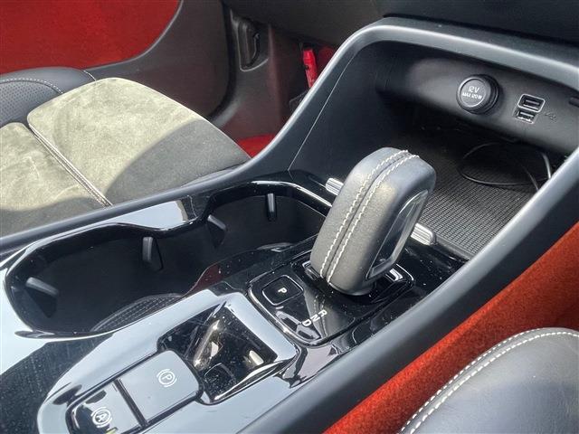 ボルボ ＸＣ４０ Ｔ５ ＡＷＤ Ｒデザイン ４ＷＤ R2年 (東北) 99