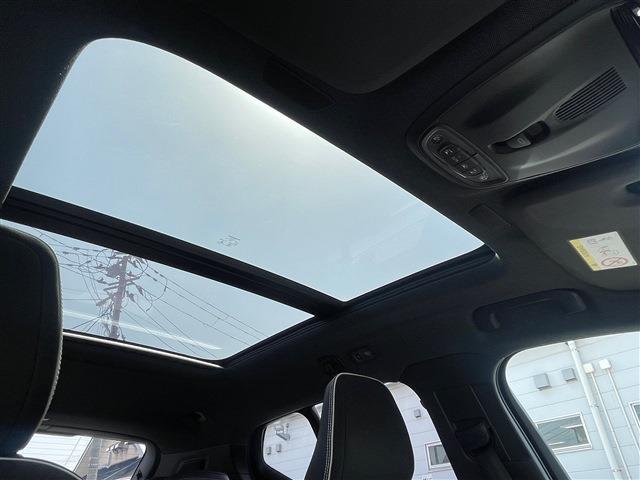 ボルボ ＸＣ４０ Ｔ５ ＡＷＤ Ｒデザイン ４ＷＤ R2年 (東北) 99