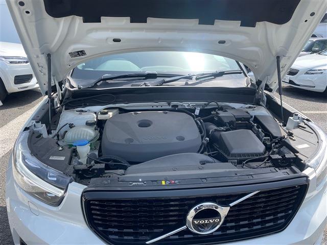 ボルボ ＸＣ４０ Ｔ５ ＡＷＤ Ｒデザイン ４ＷＤ R2年 (東北) 99