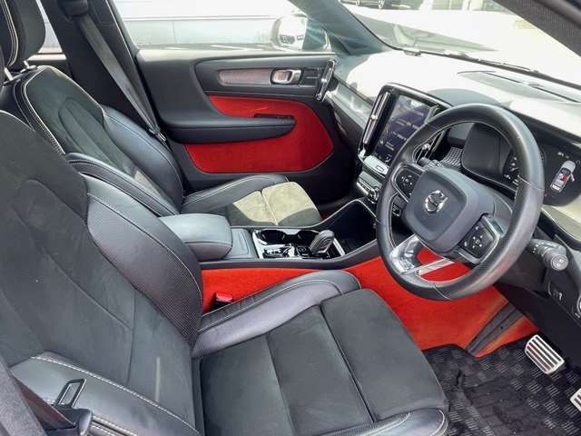 ボルボ ＸＣ４０ Ｔ５ ＡＷＤ Ｒデザイン ４ＷＤ R2年 (東北) 99