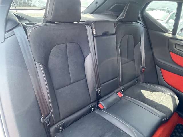 ボルボ ＸＣ４０ Ｔ５ ＡＷＤ Ｒデザイン ４ＷＤ R2年 (東北) 99