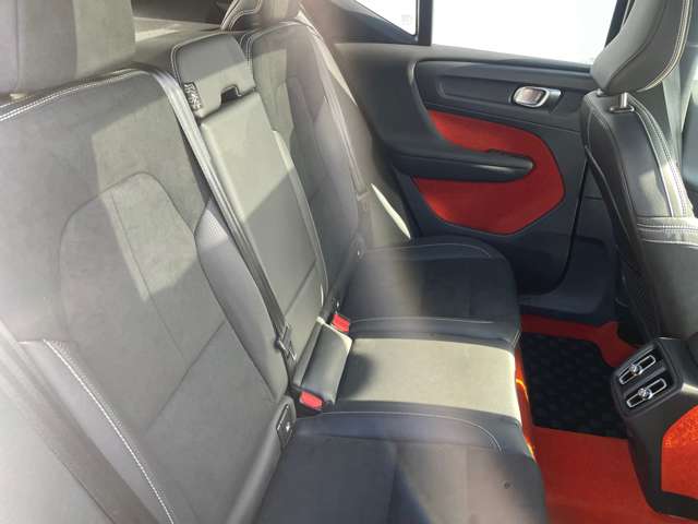 ボルボ ＸＣ４０ Ｔ５ ＡＷＤ Ｒデザイン ４ＷＤ R2年 (東北) 99