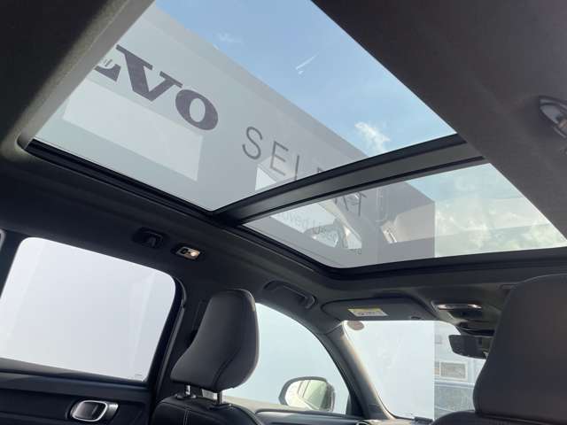 ボルボ ＸＣ４０ Ｔ５ ＡＷＤ Ｒデザイン ４ＷＤ R2年 (東北) 99