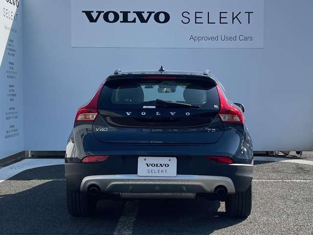 ボルボ Ｖ４０クロスカントリー Ｔ５ ＡＷＤ モメンタム ４ＷＤ H29年 (東北) 99