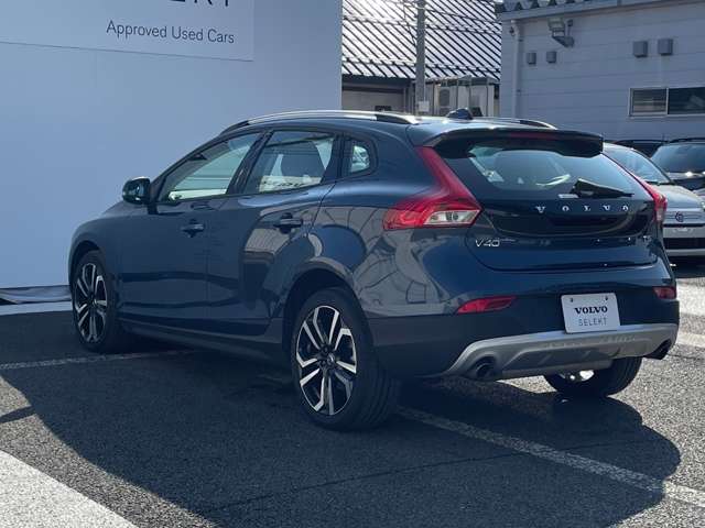 ボルボ Ｖ４０クロスカントリー Ｔ５ ＡＷＤ モメンタム ４ＷＤ H29年 (東北) 99