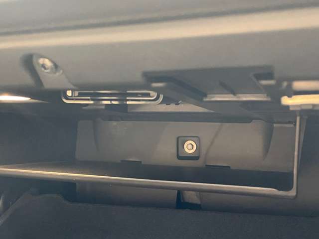 ボルボ ＸＣ６０ Ｄ４ ＡＷＤ インスクリプション ディーゼルターボ ４ＷＤ H30年 (東北) 99