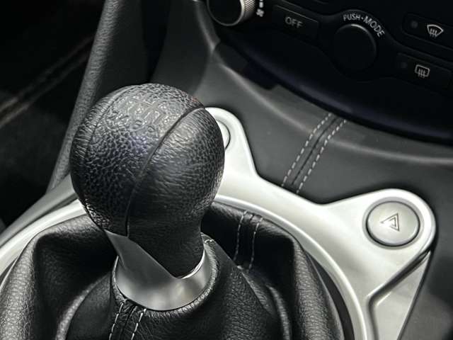 日産 フェアレディＺ ３．７ バージョン Ｓ H24年 (関東) 99