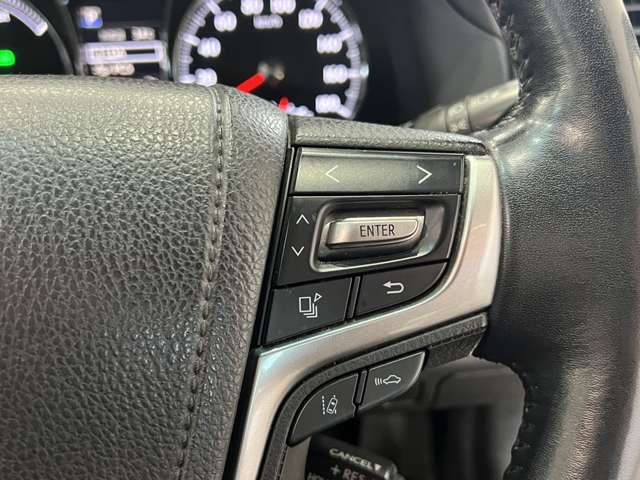 トヨタ クラウン　ハイブリッド ハイブリッド ２．５ Ｇ H29年 (関東) 99