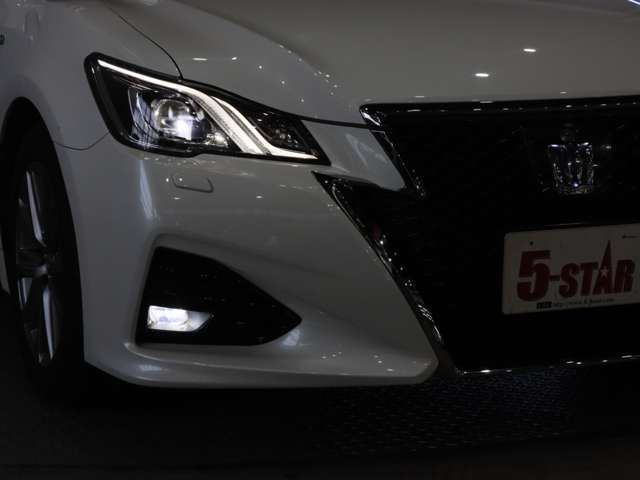 トヨタ クラウン　ハイブリッド ハイブリッド ２．５ Ｇ H29年 (関東) 99