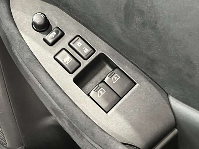 日産 フェアレディＺ ３．７ バージョン ＳＴ H22年 (関東) 99