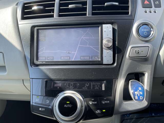 トヨタ プリウスΑ １．８ Ｓ H23年 (東北) 99