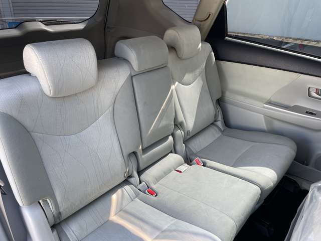 トヨタ プリウスΑ １．８ Ｓ H23年 (東北) 99