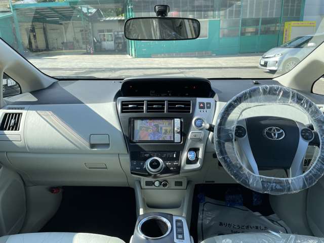 トヨタ プリウスΑ １．８ Ｓ H23年 (東北) 99