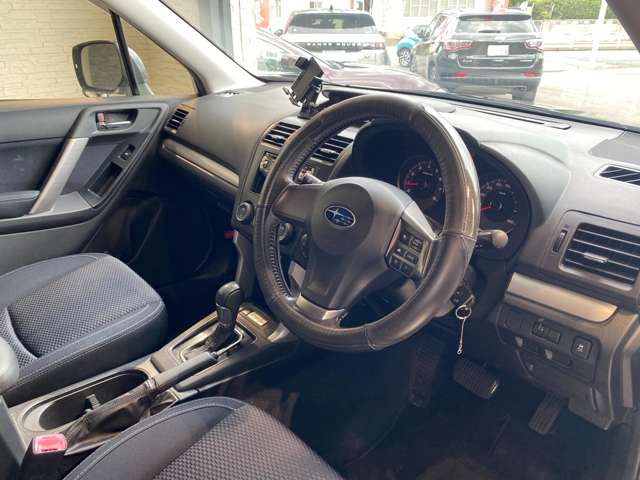 スバル フォレスター ２．０Ｉ－Ｌ アイサイト ４ＷＤ H26年 (九州・沖縄) 99