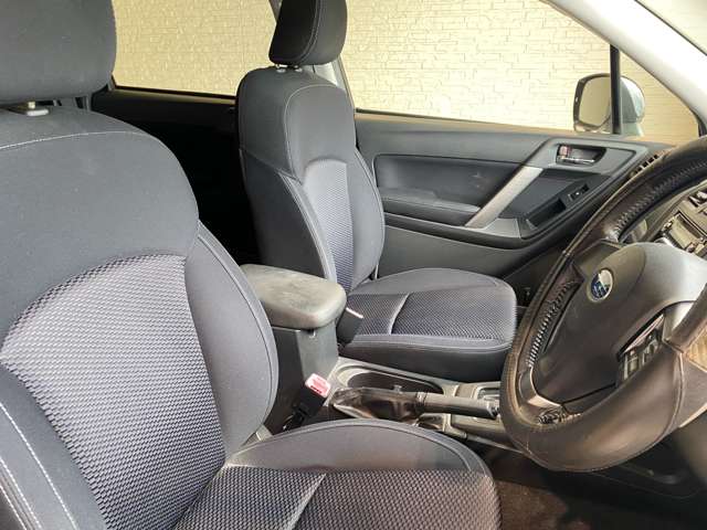 スバル フォレスター ２．０Ｉ－Ｌ アイサイト ４ＷＤ H26年 (九州・沖縄) 99