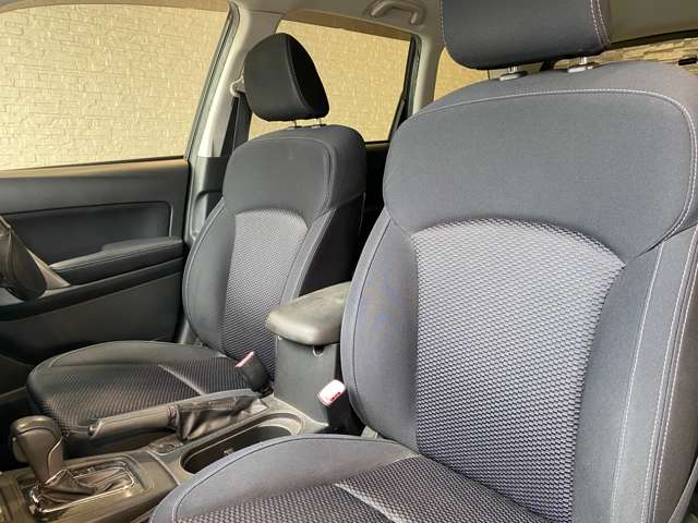 スバル フォレスター ２．０Ｉ－Ｌ アイサイト ４ＷＤ H26年 (九州・沖縄) 99