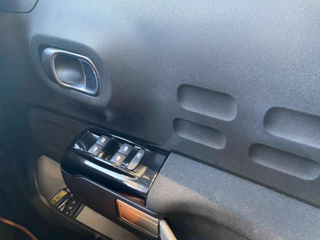 シトロエン Ｃ３ カフェ　エディション H30年 (九州・沖縄) 99