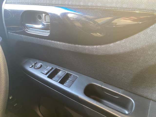 ホンダ Ｎ　ＢＯＸ ６６０ カスタムＧ Ｌパッケージ H29年 (九州・沖縄) 99