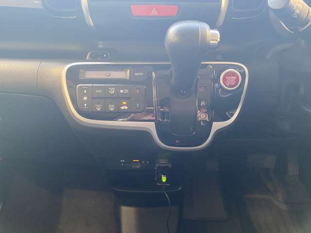 ホンダ Ｎ　ＢＯＸ ６６０ カスタムＧ Ｌパッケージ H29年 (九州・沖縄) 99