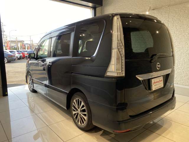 日産 セレナ ２．０ ハイウェイスター Ｓ－ＨＹＢＲＩＤ アドバンストセーフティ パッケージ H26年 (九州・沖縄) 99