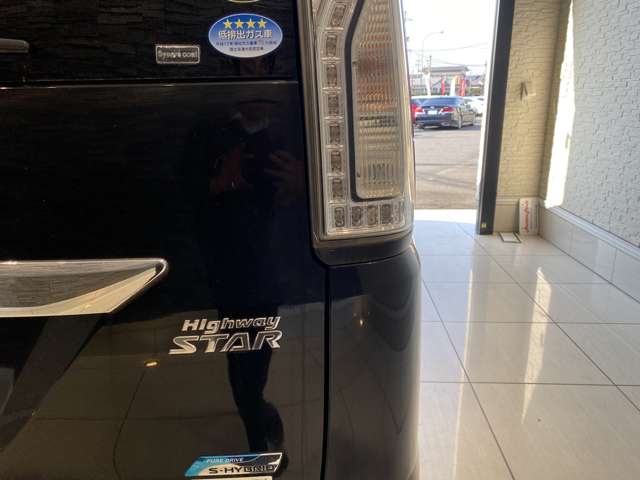 日産 セレナ ２．０ ハイウェイスター Ｓ－ＨＹＢＲＩＤ アドバンストセーフティ パッケージ H26年 (九州・沖縄) 99