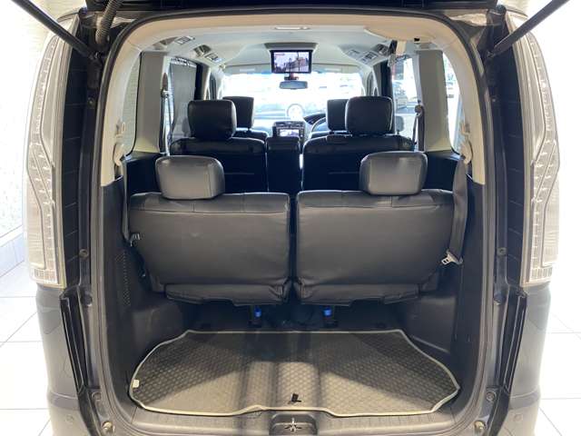 日産 セレナ ２．０ ハイウェイスター Ｓ－ＨＹＢＲＩＤ アドバンストセーフティ パッケージ H26年 (九州・沖縄) 99