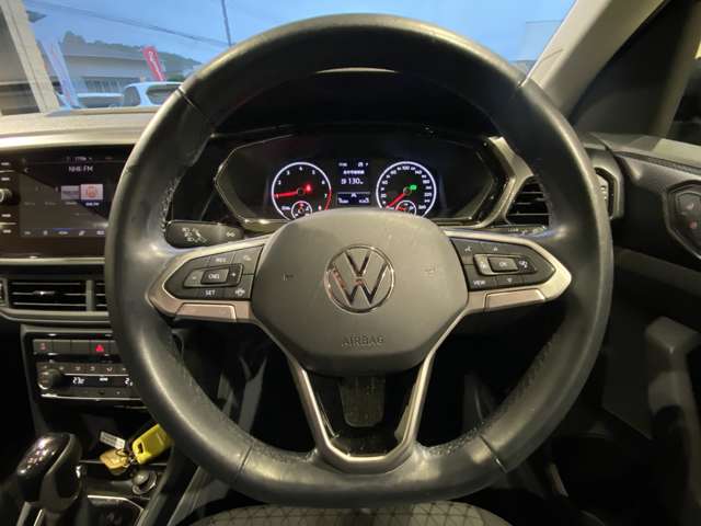 フォルクスワーゲン Ｔ－ＣＲＯＳＳ ＴＳＩ アクティブ R3年 (九州・沖縄) 99